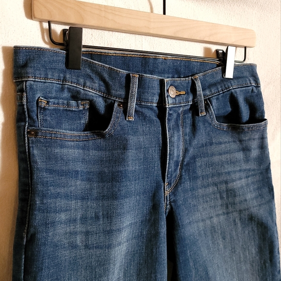 Levi's Bermuda Jean Shorts with Rolled Cuff, size 30 - Picture 4 of 9